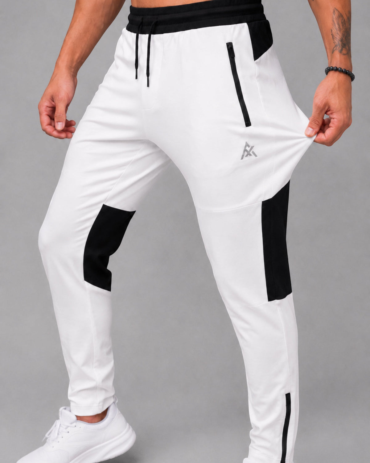 Joggers & Trousers