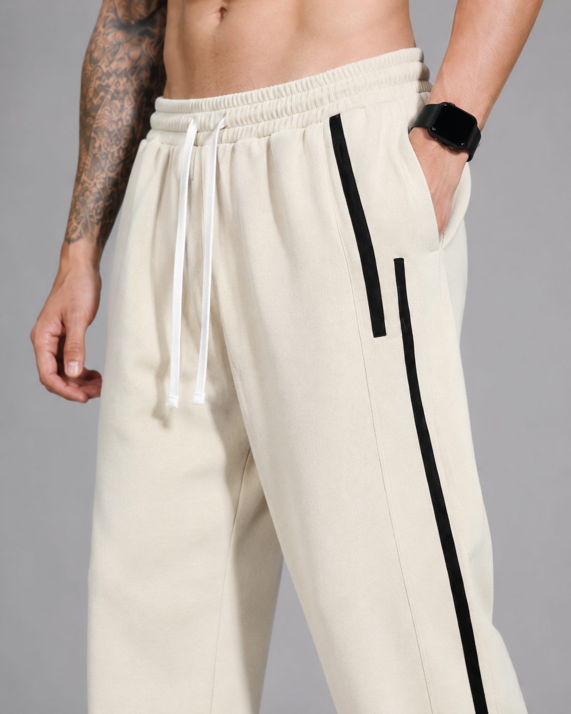 ATHLEX MonoStripe Wide-Leg Track Pants – Ivory & Black